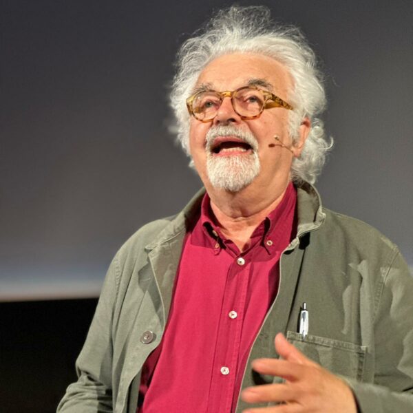 b28adf0e-9be6-4aa5-8b8b-bdb17d6d1b4c 2